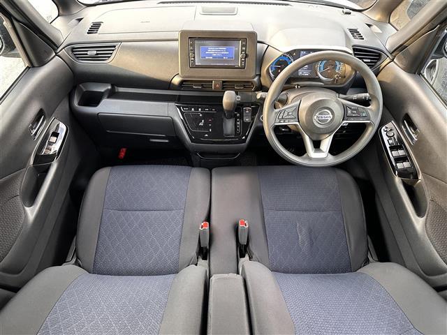 【インパネ全体】全方位で視界が広く、高い目線で運転もしやすいです！