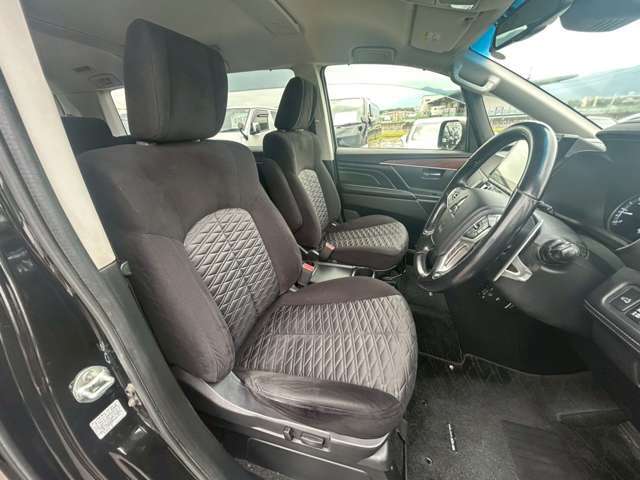 ◆純正10型ナビ◆マルチアラウンドモニター◆パワーシート（運転席）◆シートヒーター（運転席・助手席）◆前後ドライブレコーダー◆ETC