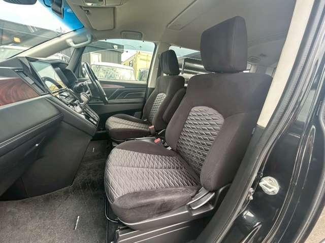 ◆純正10型ナビ◆マルチアラウンドモニター◆パワーシート（運転席）◆シートヒーター（運転席・助手席）◆前後ドライブレコーダー◆ETC