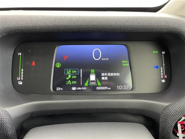 【スピードメーター】メーターがシンプルで見やすく運転しやすいですね！