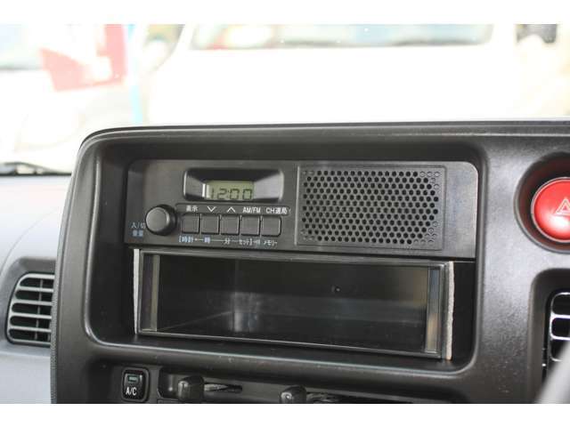 AMFMラジオ付き！運転中は飽きさせませんね！お問い合わせはお気軽に027-343-4190.sankyo8585＠net.email.ne.jp☆