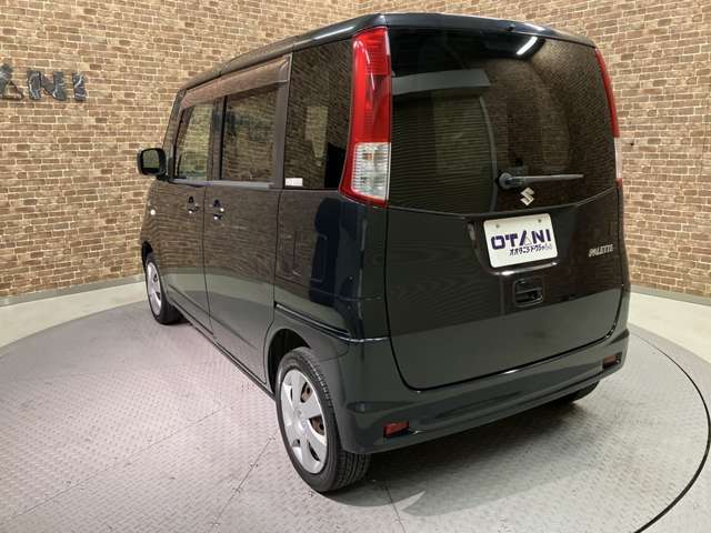 ■親切・丁寧な接客をお約束■　初めてお車のご購入を検討されている方や、お車についてあまり詳しくない方にも分かりやすい接客を心掛けております。女性営業スタッフも在籍！購入に不安がある女性の方もぜひ♪