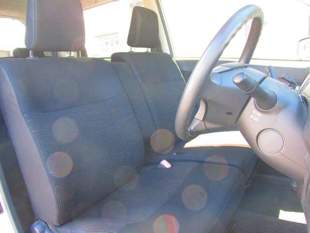 全車両総額販売！管轄陸運局（尾張小牧、春日井、一宮ナンバー）以外の登録の場合、別途登録料必要になります。