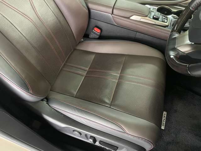 カーセンサーを見て電話しましたとお伝え下さい。078-261-1261までお気軽にお電話下さい。全国納車可能です。納車方法に関してもお気軽にご相談ください。