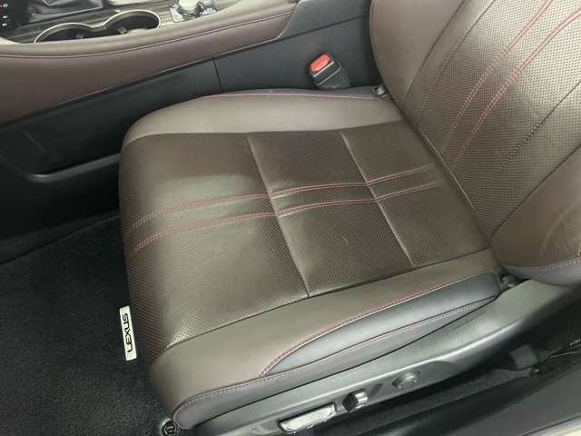 カーセンサーを見て電話しましたとお伝え下さい。078-261-1261までお気軽にお電話下さい。全国納車可能です。納車方法に関してもお気軽にご相談ください。
