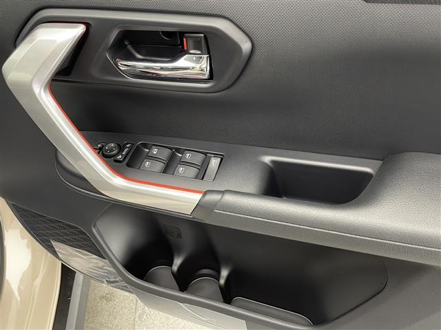 気になる車はお電話やメールで当店にお問い合わせください。なお、お電話での在庫の取り置きはできません。ご来場の際は、商談が重なる事が増えていますので事前に在庫有無をご確認くださいませ。