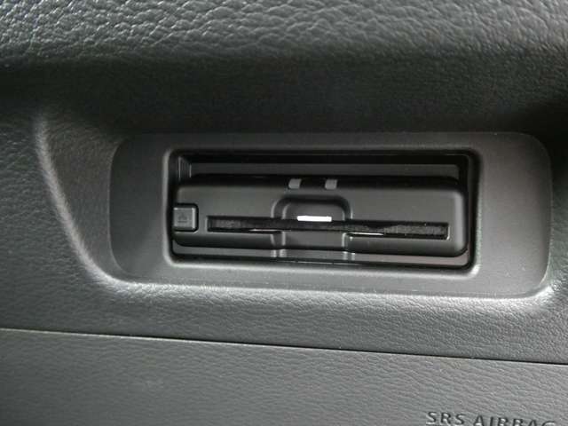 高速の料金所で、小銭を探さず楽々通過できる『ETC』で快適にドライブ出来ます。また、マイレージ登録で更にお徳にご利用頂けます。詳しくは072-833-1883までお願いします。