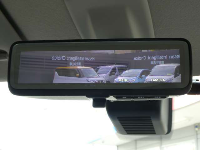 最新式のルームミラー『スマートルームミラー』バックの画像をミラーで！！