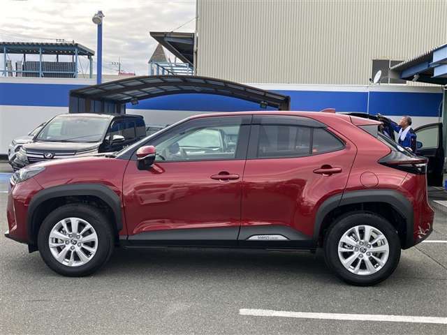 車輛本体価格の中に整備費用、保証費用が含まれています。不透明な諸費用なく安心です♪追加オプションご希望の際はご相談下さい☆