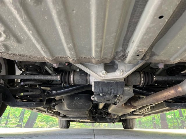 下回りがきれいなうちに、防錆加工の施工がオススメ。降雪地域はもちろん、沿岸部にお住いの方や、趣味でマリン・ウィンタースポーツをされる方にご好評いただいております。