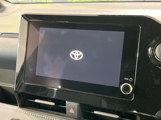 【8インチ　ディスプレイオーディオ】大画面のディスプレイはAppleCarPlayやAndroidAutoが利用可能。大きな画面でスマホナビアプリ等が利用いただけます♪