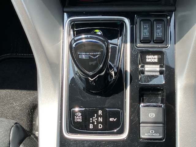 シフトレバー周辺の画像です