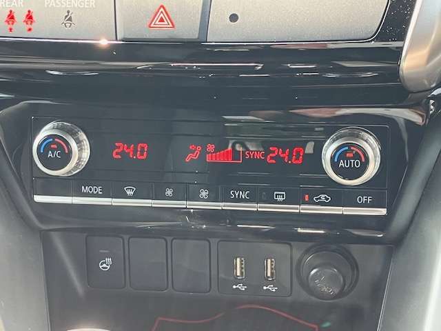 エアコンのスイッチの画像です