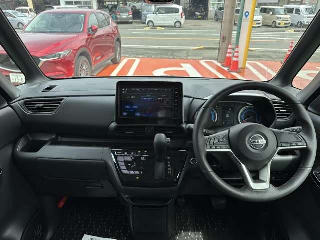 ★修復歴車一切ありません！それどころか、弊社の仕入在庫につきましては、フェンダー、ボンネット、ドアパネル等の交換歴、修理歴のある車両は基本的に仕入れを行いませんので高品質な車両のみ在庫で揃えています！