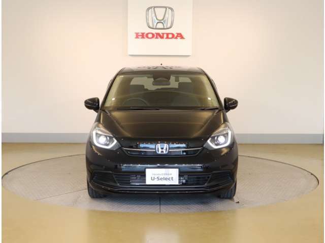 「自動車保険」と「あんしん特典」がひとつになったHondaのお店ならではの保険プランです。お客様のカーライフにより一層の安心をプラスします。
