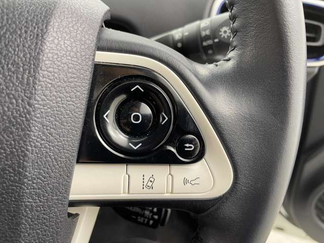 【運転席操作部】快適なドライブを楽しむための機能が装備されています！運転席から触れるので、使いやすいです！除菌プランいれていただくと、さらに清潔で安心していただけます！