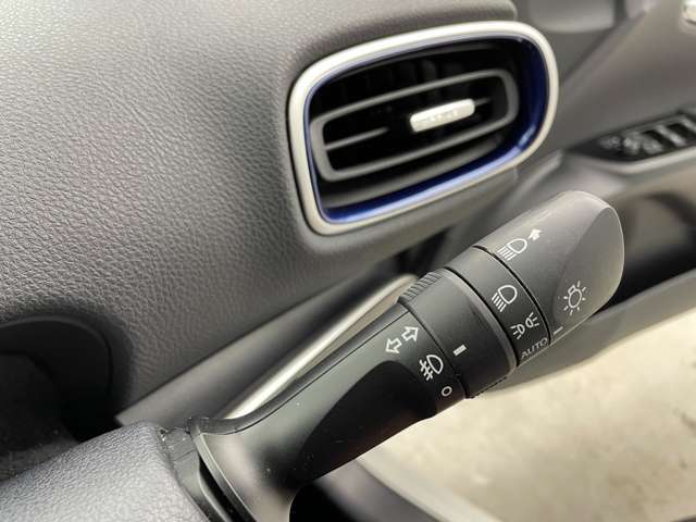 【運転席操作部】快適なドライブを楽しむための機能が装備されています！運転席から触れるので、使いやすいです！除菌プランいれていただくと、さらに清潔で安心していただけます！
