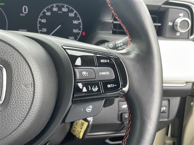【運転席操作部】快適なドライブを楽しむための機能が装備されています！運転席から触れるので、使いやすいです！除菌プランいれていただくと、さらに清潔で安心していただけます！