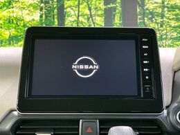 【純正9型ナビ】人気の純正ナビを装備。オーディオ機能も充実しており、Bluetooth接続すればお持ちのスマホやMP3プレイヤーの音楽を再生可能！毎日の運転がさらに楽しくなります！！