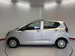 弊社営業時間は朝9：30から夕方18：00です♪