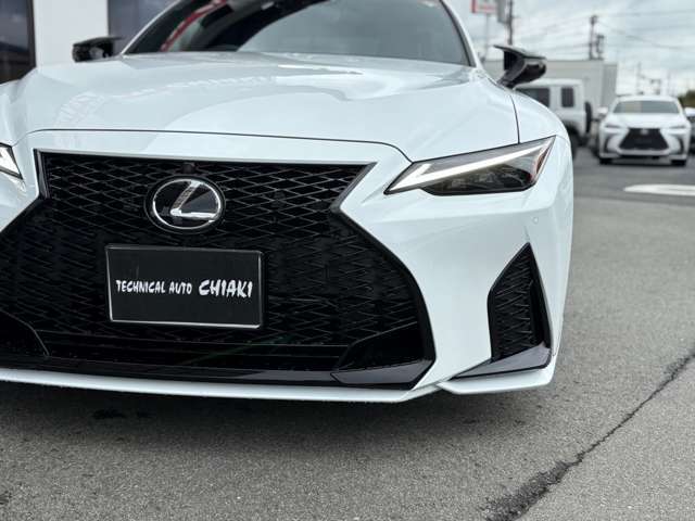 ★メーカーオプション★Fスポーツ専用オレンジキャリパー★ムーンルーフ★特別仕様★鍛造AW（BBS製ブラック塗装）★ウィンドゥモール（ブラックステンレス）
