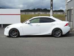 お問い合わせの車輌はダイハツホットステーション戸次店に展示しています。ご問い合わせは：TEL097-597-6699：までお気軽にご連絡下さい♪