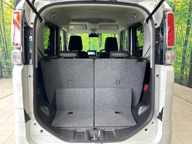 普段のお買い物や通勤、送迎等に十分な荷室スペースを確保しております。セカンドシートを倒すと、大きな荷物の積載も可能です♪