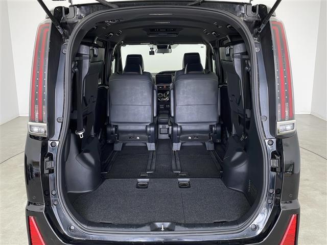 【シートアレンジ】乗せる人数、荷物によってシートをアレンジすれば、ダンボールなどの大きい荷物や、釣り具などの長尺物も載せられそうですね！