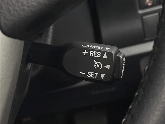 【その他】このクルマ限定で使える装備品が付いています！使い方などはぜひ実際に店舗にお越しいただき、専門スタッフにお尋ねください！