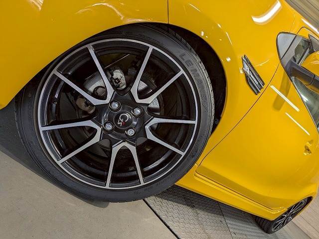 弊社は中古車から新車・登録済未使用車まで幅広く取り扱いしております。
