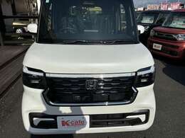 ケイカフェはオールメーカーのお車を取り揃えておりますので、1度のご来場でオールメーカーのお車を実際に見て比べていただくことが出来ます。試乗車も多数ご用意しておりますので、楽しく乗り比べしましょう！