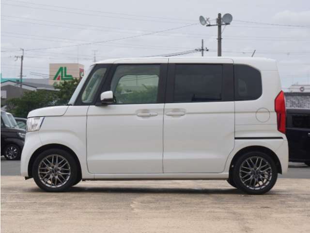 ◆法定整備実施◆Honda認定中古車の整備基準にもとづく整備を実施いたします。法定点検の整備に加え、Honda独自のプラスアルファー点検整備を実施。基準を満たしていない消耗部品を交換いたします。