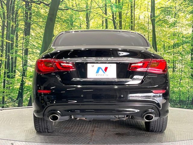 安心の最長10年・走行無制限保証（有償）をご用意。保証内容も充実はもちろん、無料点検＆オイル交換や、年中無休の全国・24時間ロードサービスも付帯されておりますのでご安心下さい。