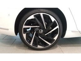 お車のおしゃれは足元から☆彡と言うことです！