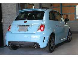 フルフラット積載車にて全国納車可能です！ガラスコーティング、追加カスタム等お気軽にご相談下さい！　ボディー磨き専門店で仕上げ後に納車させて頂きます！