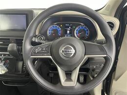 【ハンドル】『ハンドル/ステアリング』の画像になります。写真の内容に関してご不明点、ご質問等がございましたらお気軽にガリバー店舗までお問い合わせください。