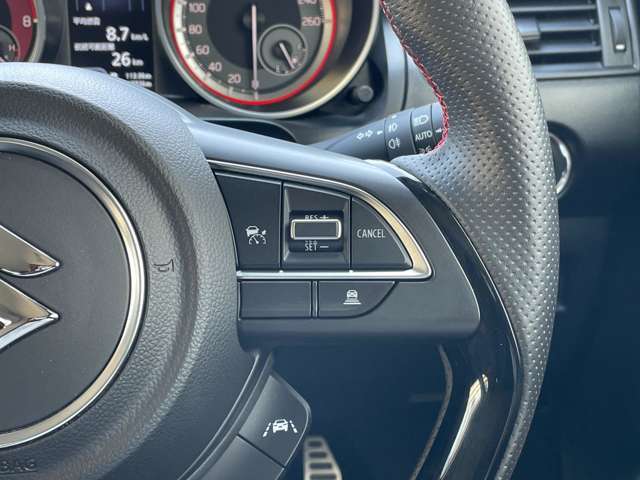 ◆【アダプティブクルーズコントロール（ACC）】アクセルを踏まなくても、設定した速度で走行したり、先行謝意追従したりできます！機能には限界があるためご注意ください。
