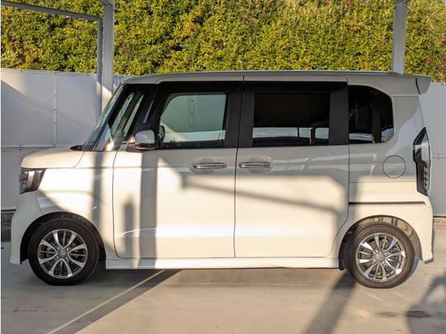 弊社は、販売もそうですが買取にも自信がございます！お乗り換えの際の下取り車も精一杯のところまで、頑張らさせていただきます！