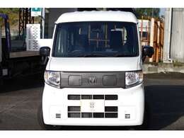 他にも画像がございますので、是非ご覧頂ければと思います。より詳しくお車をご覧いただけます。