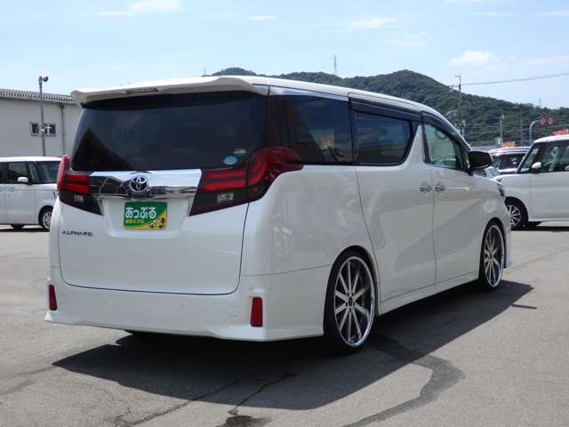 中古車選びで不安な故障リスク。もしもの時も安心な保証（ロードサービス無料走行距離無制限・最長5年・395項目の部品）をご用意しております。故障率の高い電装部品から先進のハイブリッド機構も保証！