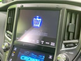 【メーカー純正8型ナビ】インテリアに溶け込むスタイリッシュな「専用設計」メーカーナビを装備♪視認性や操作性など基本性能にも優れ、より上質なカーライフをお楽しみいただけます。