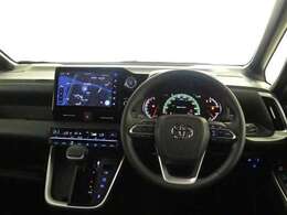 見通しのよいすっきりとした視界で、誰でも運転しやすいです。運転のしやすさは疲れにくさにも繋がりますよ♪