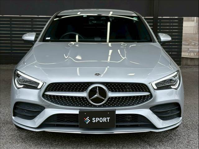 弊社は中古車から新車・登録済未使用車まで幅広く取り扱いしております。グッドスピードではグループ総在庫3000台以上を常時展示しており、品質に拘った車両を展示しております。