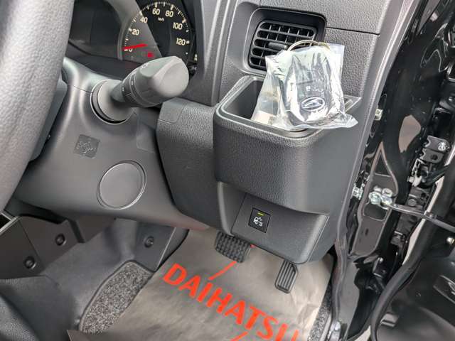 ★　先進の安全装備スマートアシストになります！　※　ご発信制御システム　・　踏み間違いアシスト　・　衝突軽減ブレーキ　・　オートハイビーム　・　前後コーナーセンサー等、安全装備たくさん付いています！