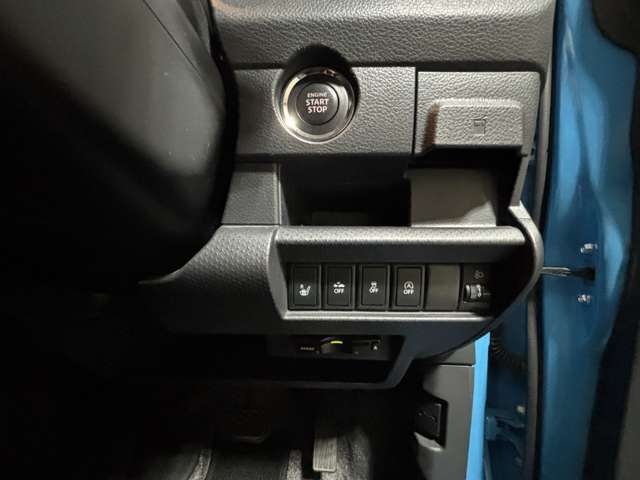 佐賀エリアで車を買うならトビマツ自動車！ゆとりのある展示スペースでじっくり見て選べます。ドライブレコーダー、ガラスコーティング、保証、オイル交換、タイヤ交換、愛車買取など多くの業務に対応いたします。