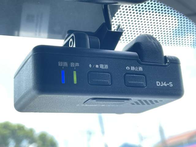 保証はサービス工場が隣接している最寄の新車販売店舗にて受付可能になります。（事前の入庫予約は必要になります）