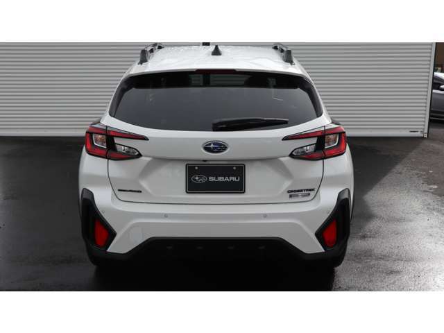 【RAB】4つのセンサー　　で後退時の衝突回避をサポートします