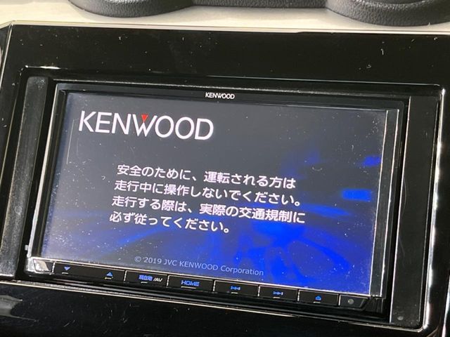 【ナビゲーション】使いやすいナビで目的地までしっかり案内してくれます。各種オーディオ再生機能も充実しており、お車の運転がさらに楽しくなります！！