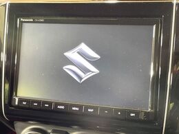 【純正8型ナビ】人気の純正ナビを装備。オーディオ機能も充実しており、Bluetooth接続すればお持ちのスマホやMP3プレイヤーの音楽を再生可能！毎日の運転がさらに楽しくなります！！