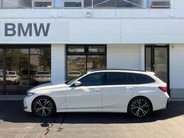 多彩なラインアップの中から、理想の一台を選ぶ歓び。大いなる安心とともにあなたのBMWライフが始まります